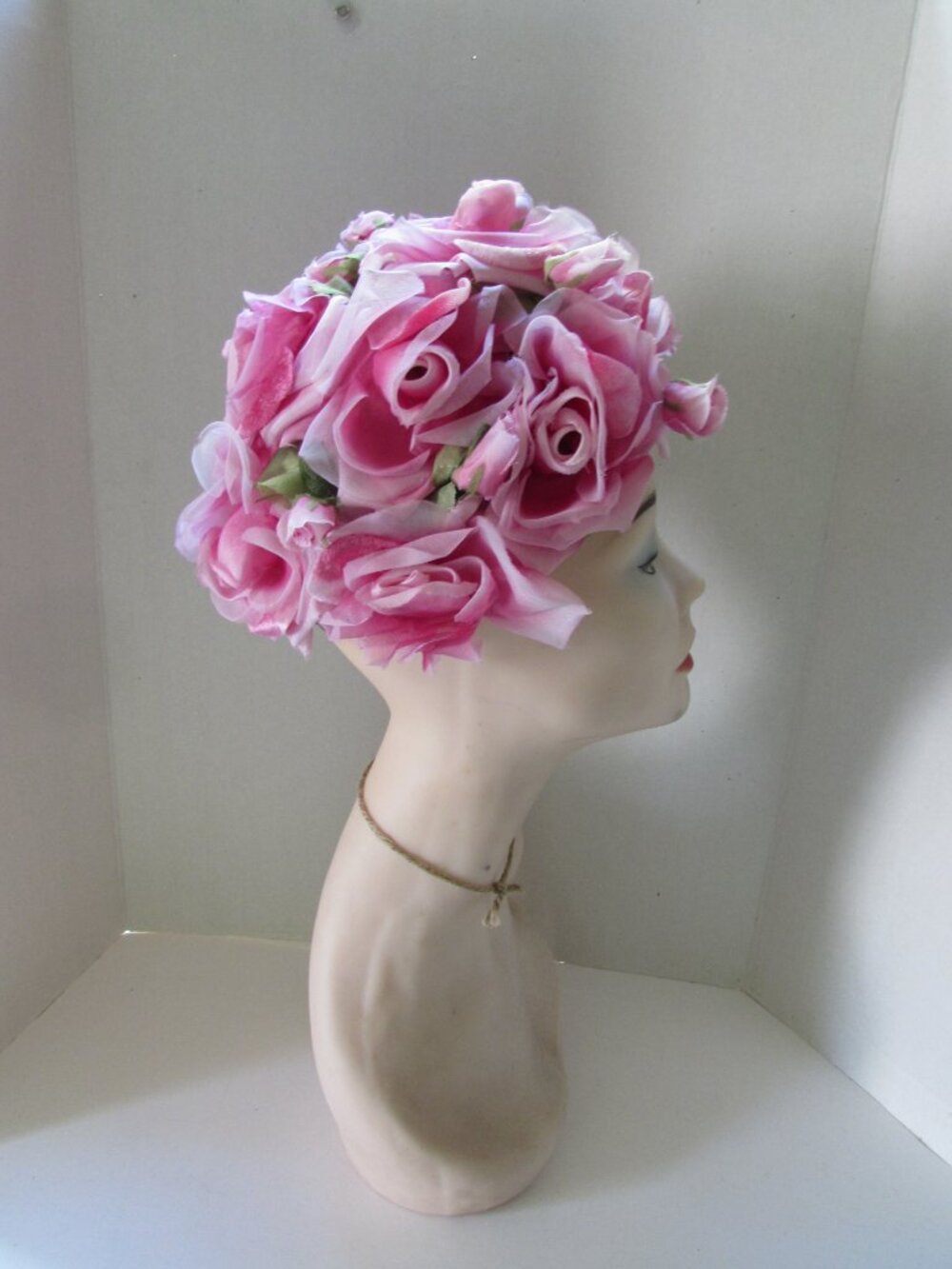 1960 Era Bouffant Hat Pink Roses